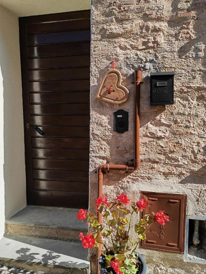 הוילה נוצ'רה אומברה Casa Coccinella מראה חיצוני תמונה
